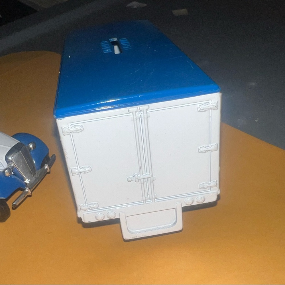 Limited Edition 1937 Ford Tractor Trailer Bank Atlas Van Lines Coin Bank - Picture 11 of 14